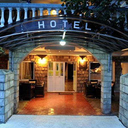Hotel Evropa Podgoriçe Dış mekan fotoğraf
