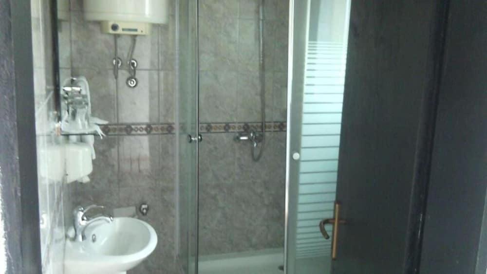 Hotel Evropa Podgoriçe Dış mekan fotoğraf