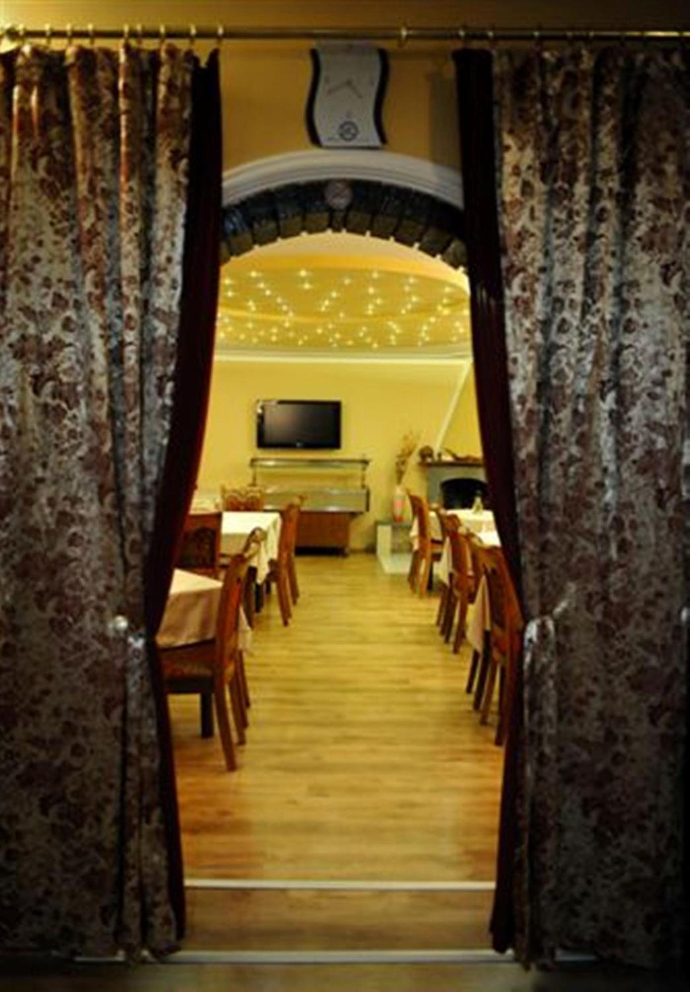 Hotel Evropa Podgoriçe Dış mekan fotoğraf
