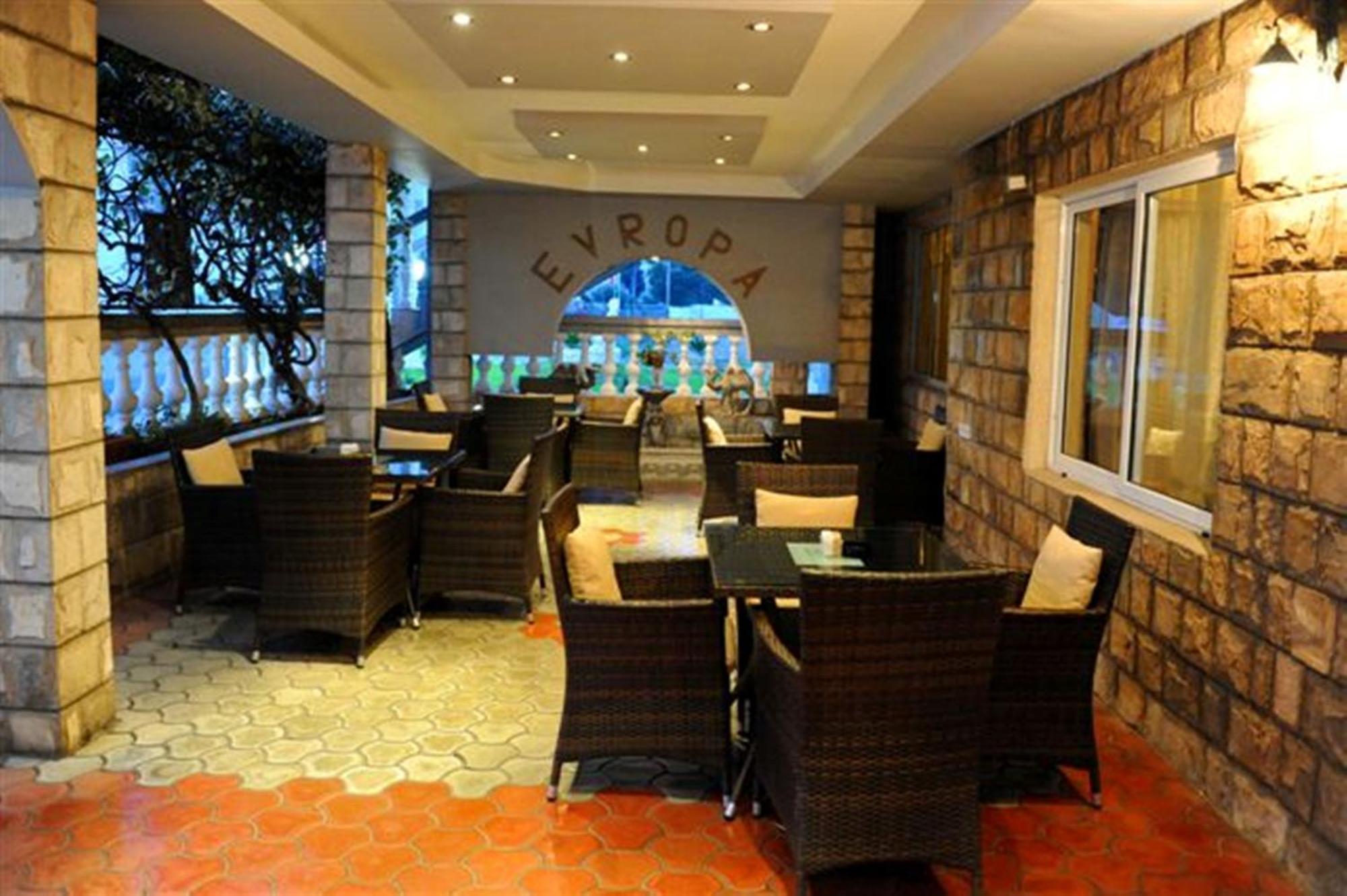 Hotel Evropa Podgoriçe Dış mekan fotoğraf
