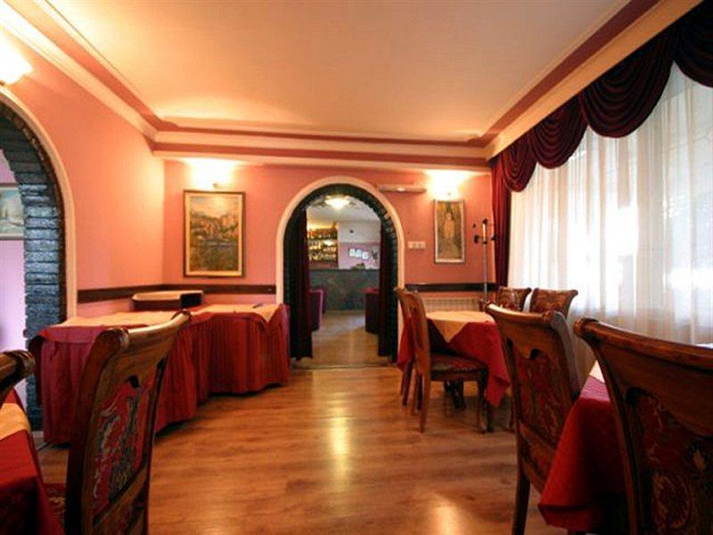 Hotel Evropa Podgoriçe İç mekan fotoğraf