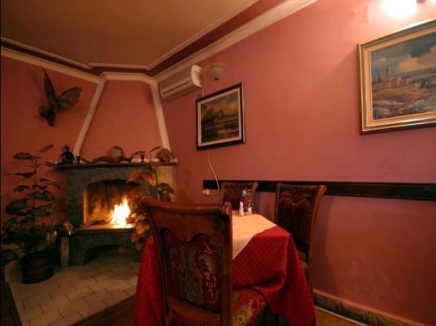 Hotel Evropa Podgoriçe Restoran fotoğraf